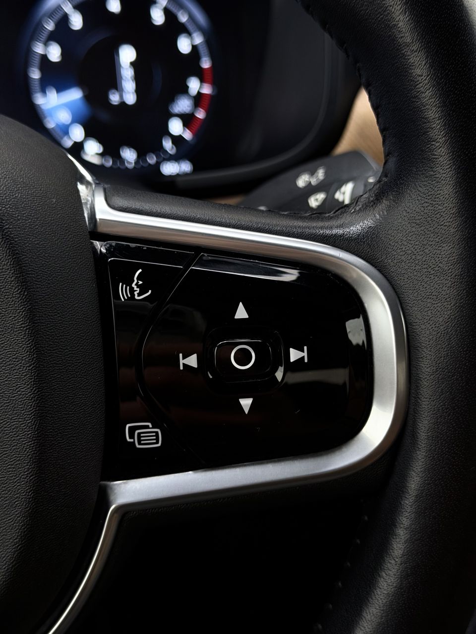 Volvo S90 | 29