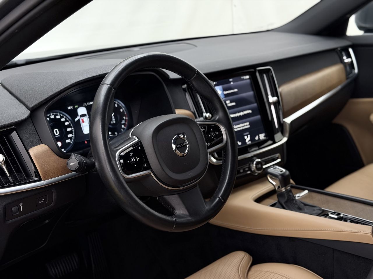Volvo S90 | 8