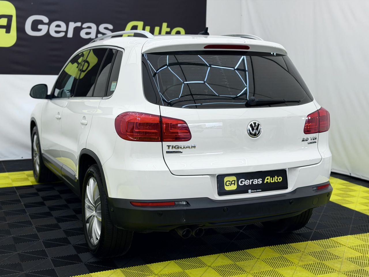 Volkswagen Tiguan | 5