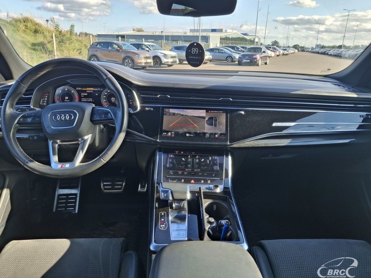 Audi Q8 | 14