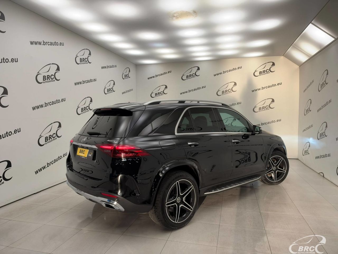 Mercedes-Benz GLE450 | 1