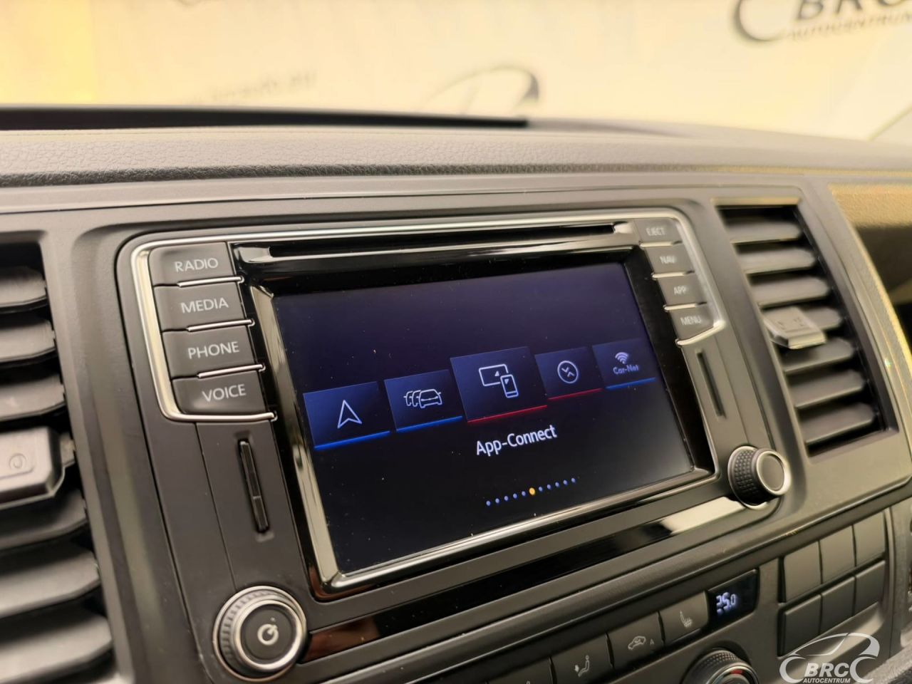 Volkswagen Multivan | 18