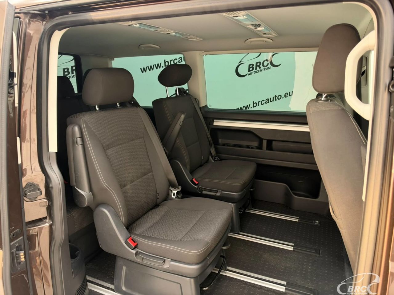 Volkswagen Multivan | 11