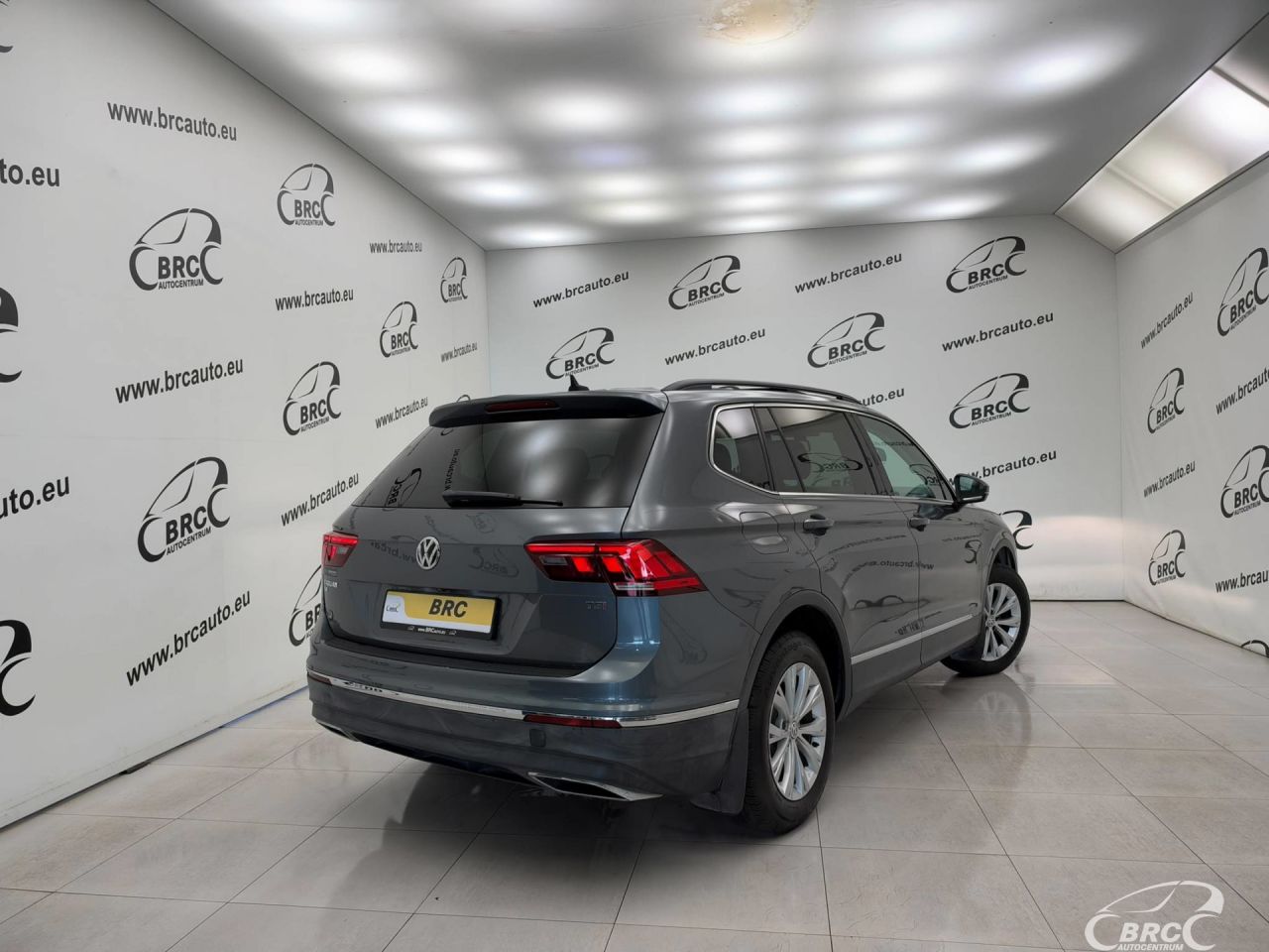 Volkswagen Tiguan | 5