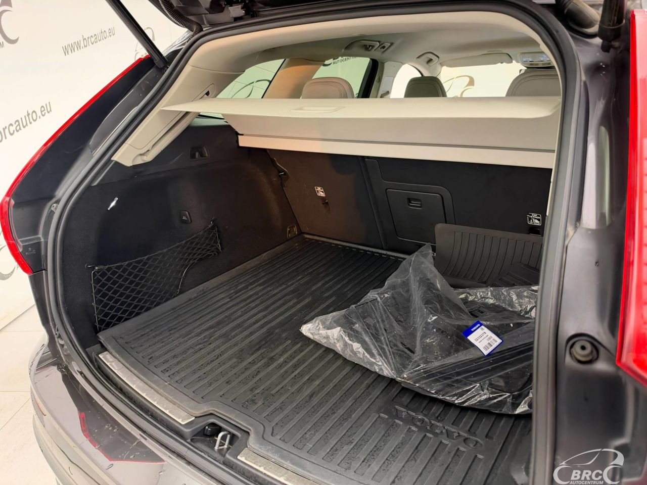 Volvo XC60 | 9