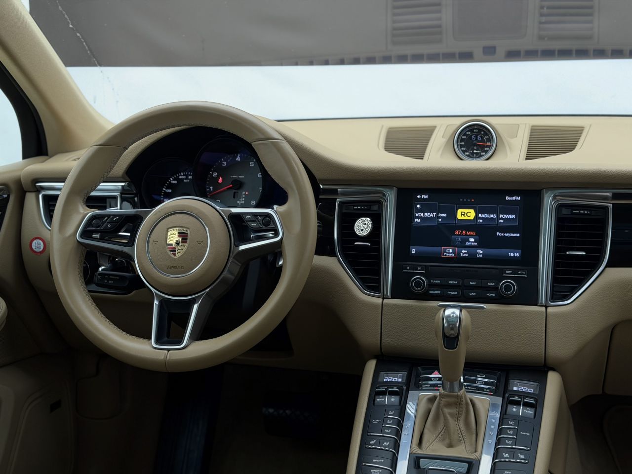 Porsche Macan | 15