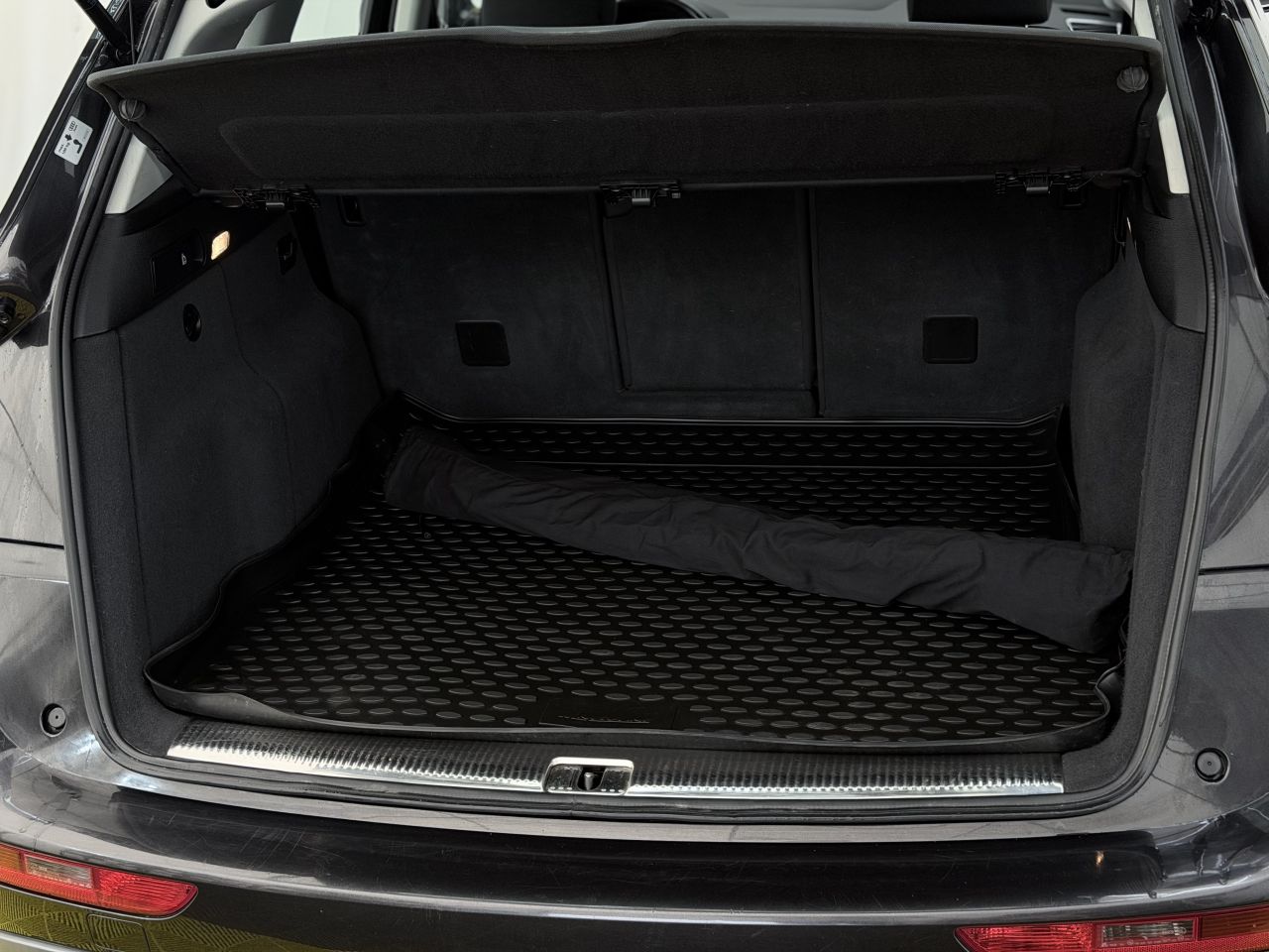 Audi Q5 | 11