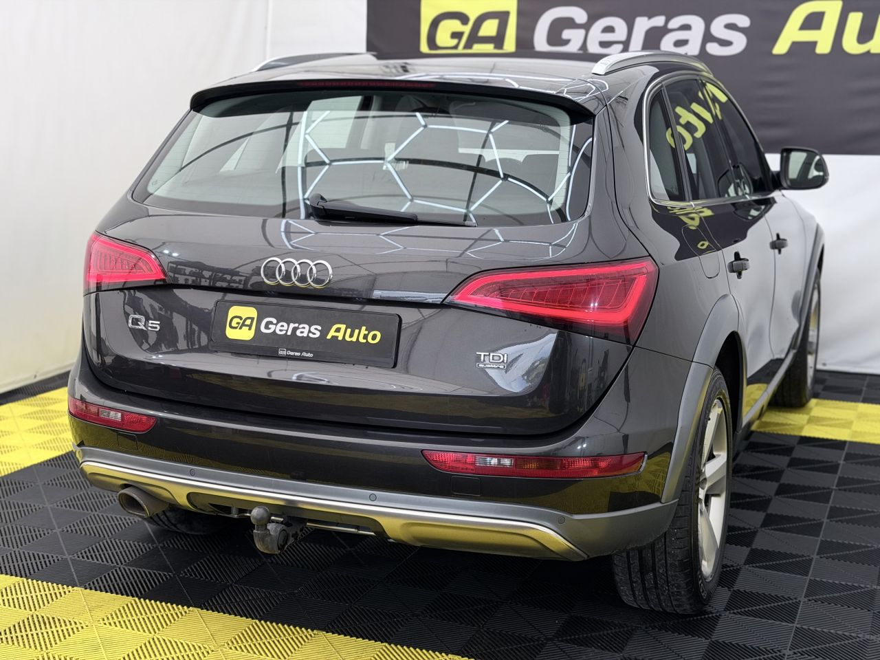 Audi Q5 | 3