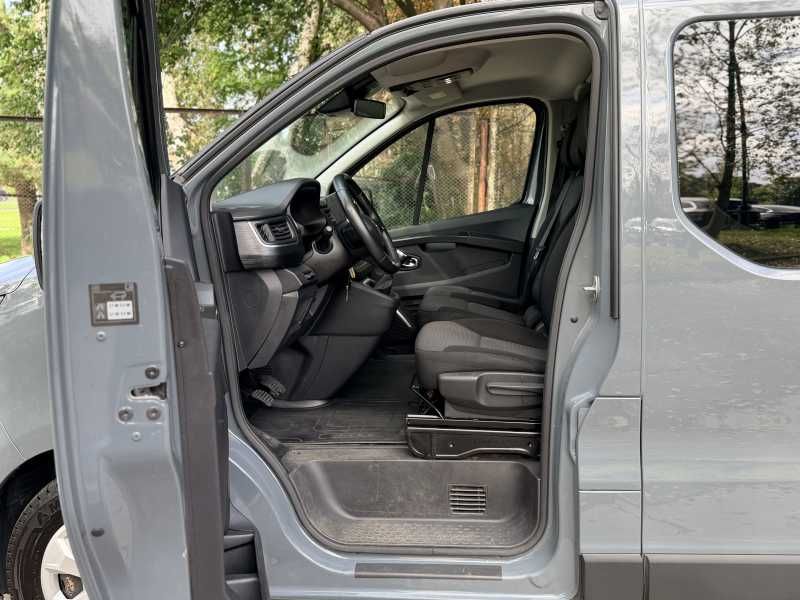 Renault Trafic | 9