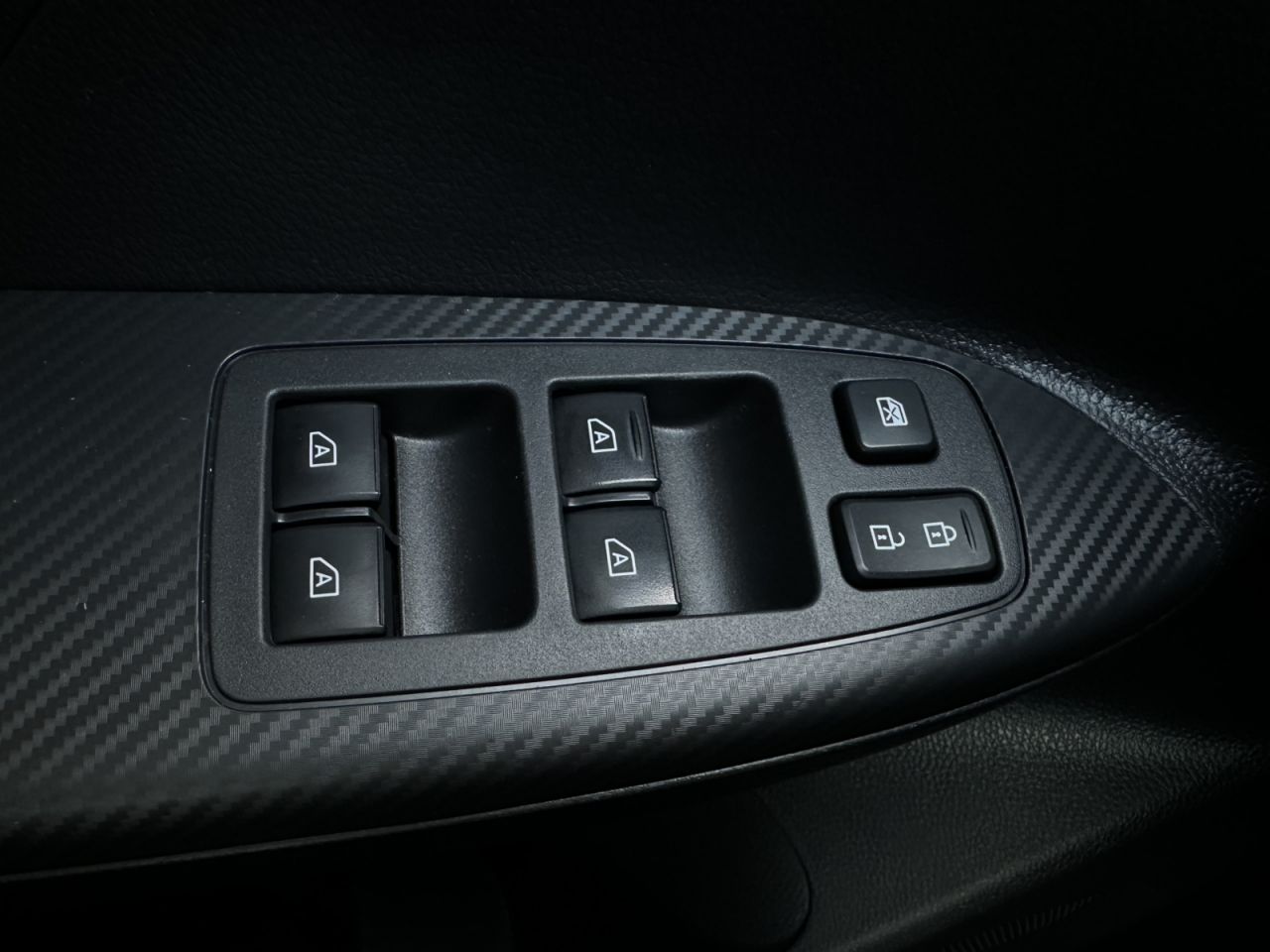 Mitsubishi Eclipse | 23