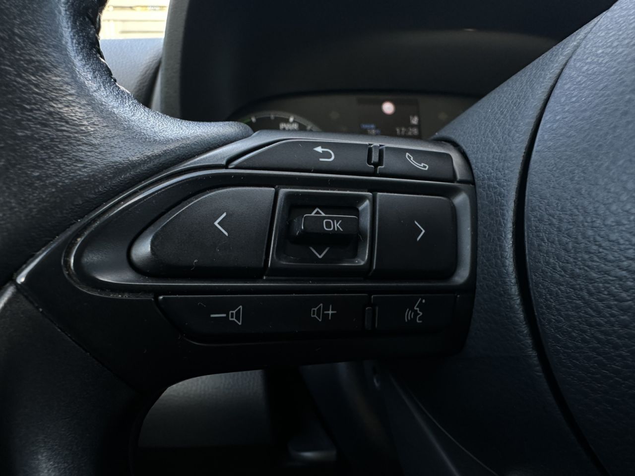 Toyota Yaris | 11