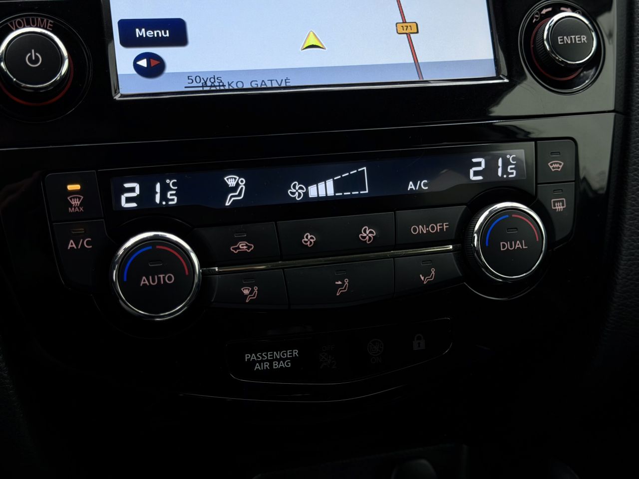 Nissan Qashqai | 24