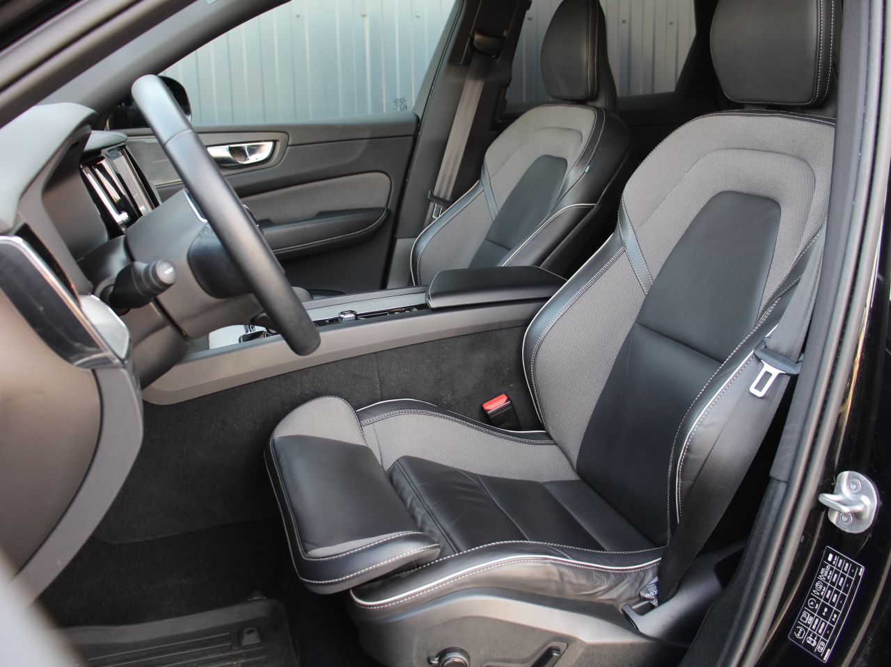 Volvo XC60 | 13