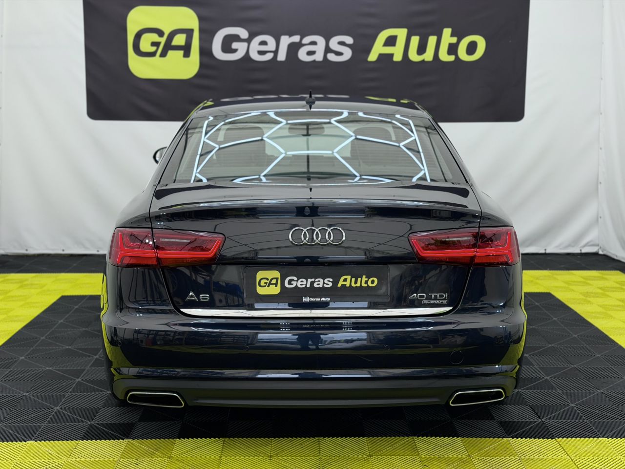 Audi A6 | 4