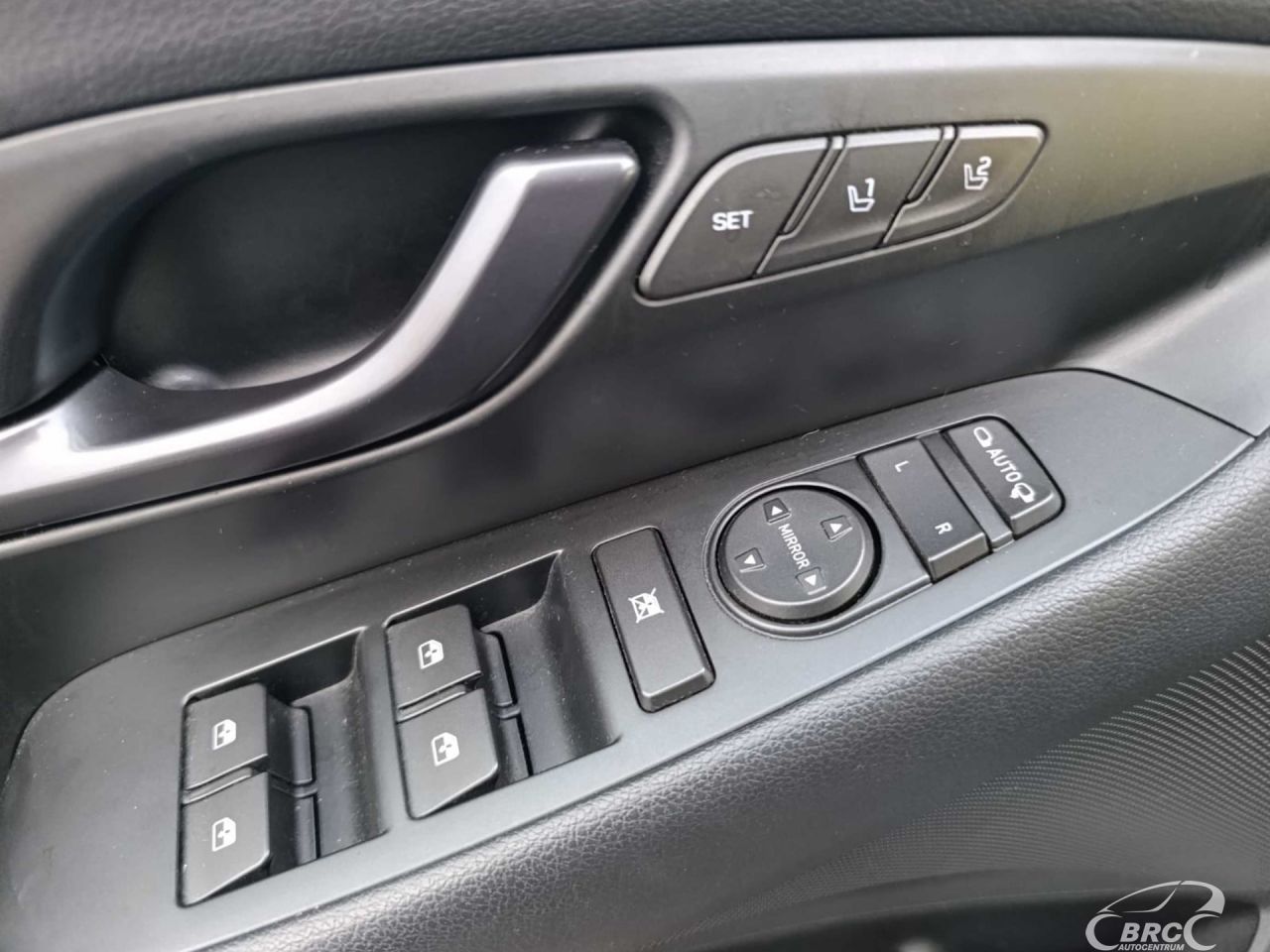 Hyundai i30 | 13