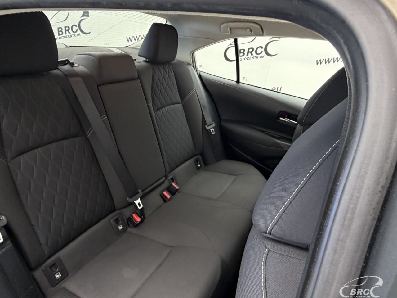 Toyota Corolla | 9