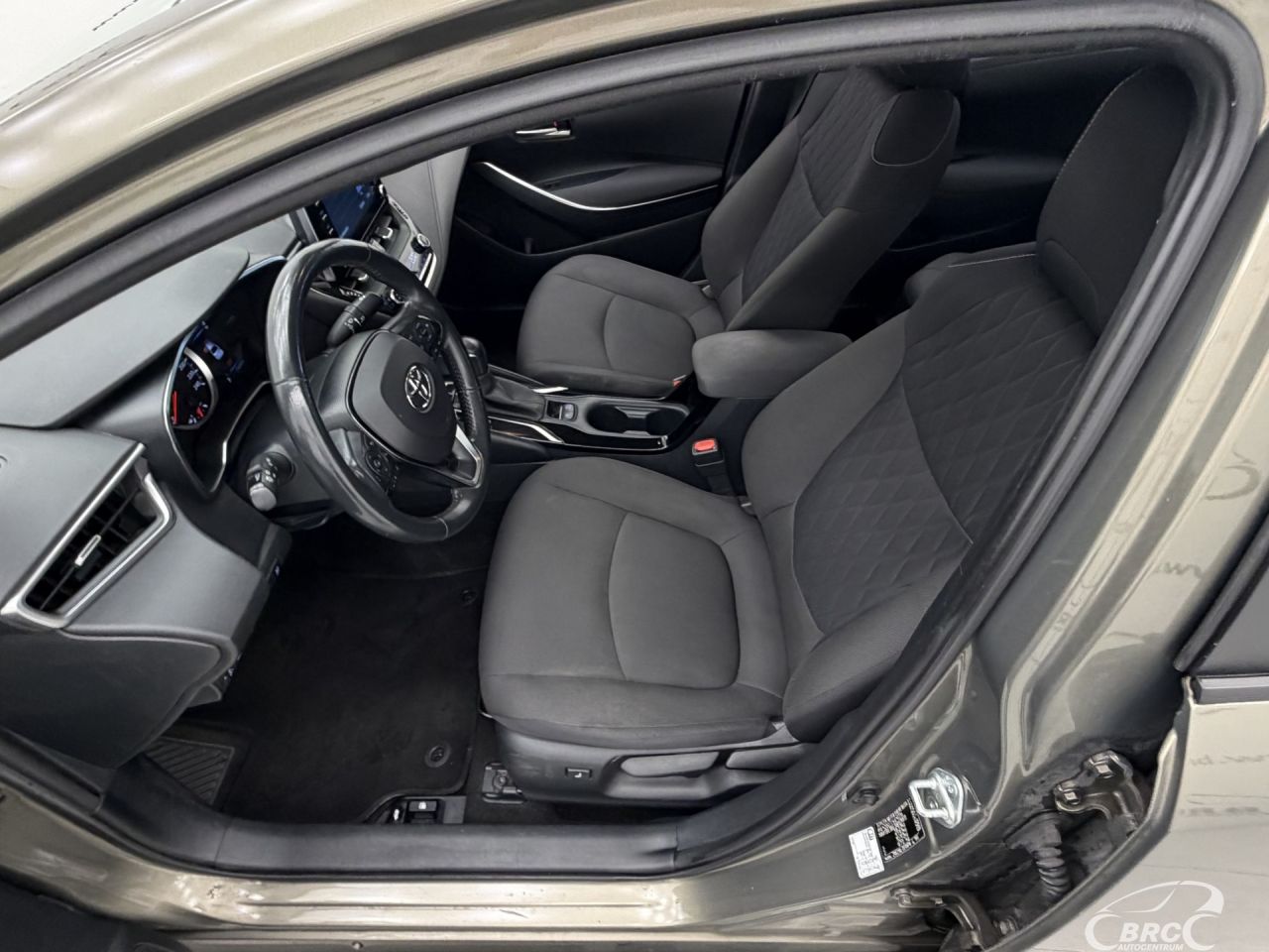 Toyota Corolla | 17