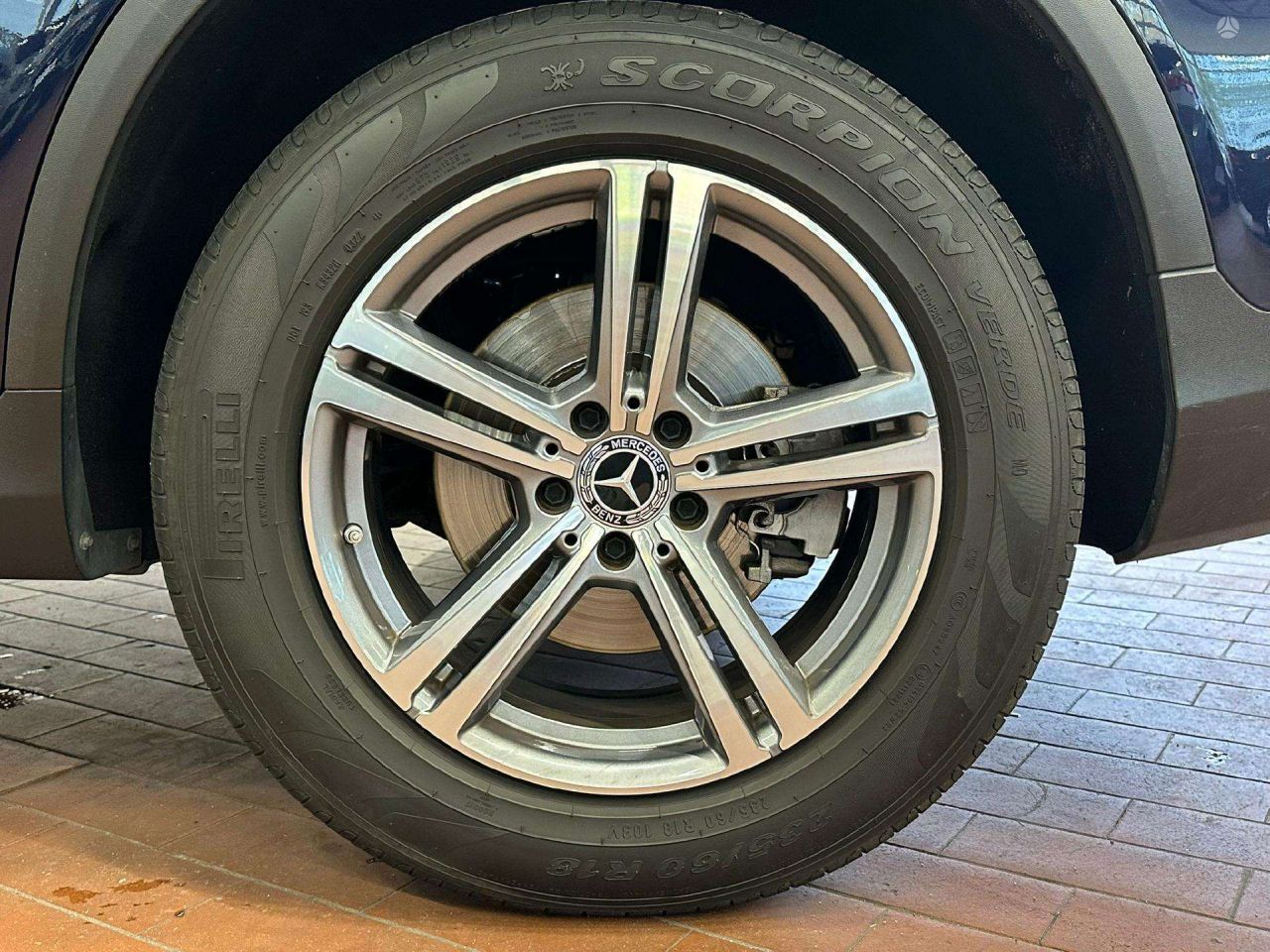 Mercedes-Benz GLC220 | 25