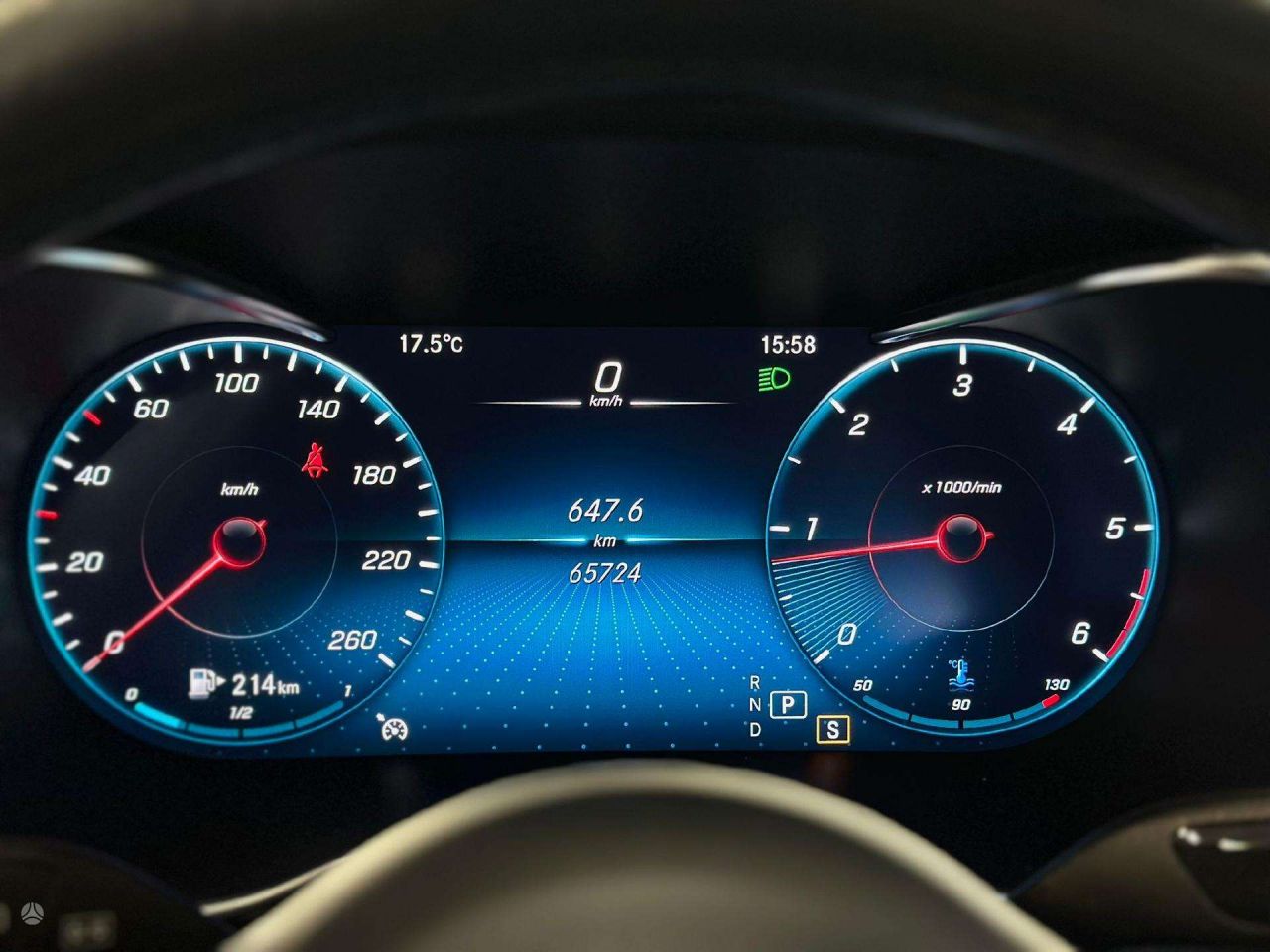Mercedes-Benz GLC220 | 9