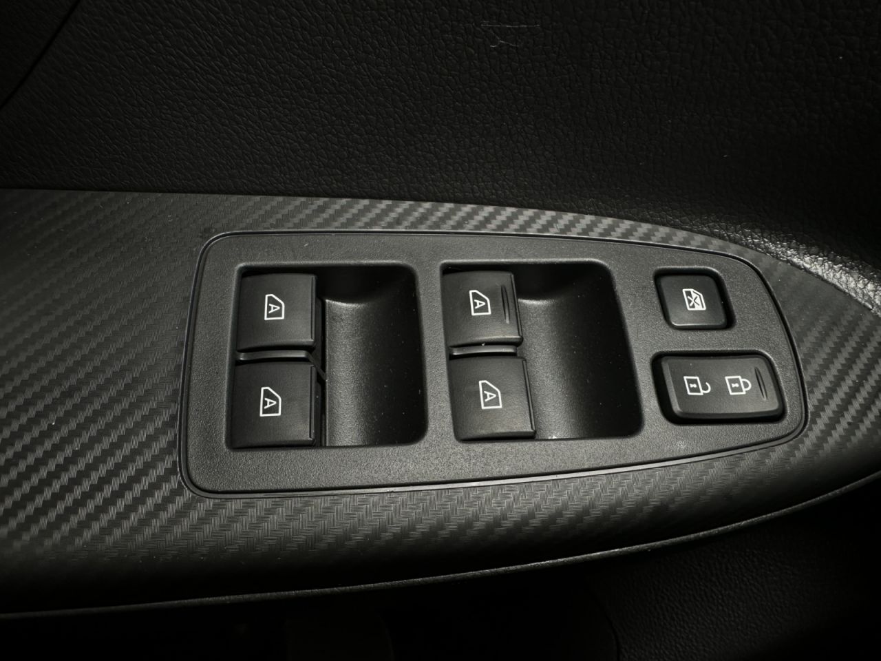 Mitsubishi Eclipse | 23