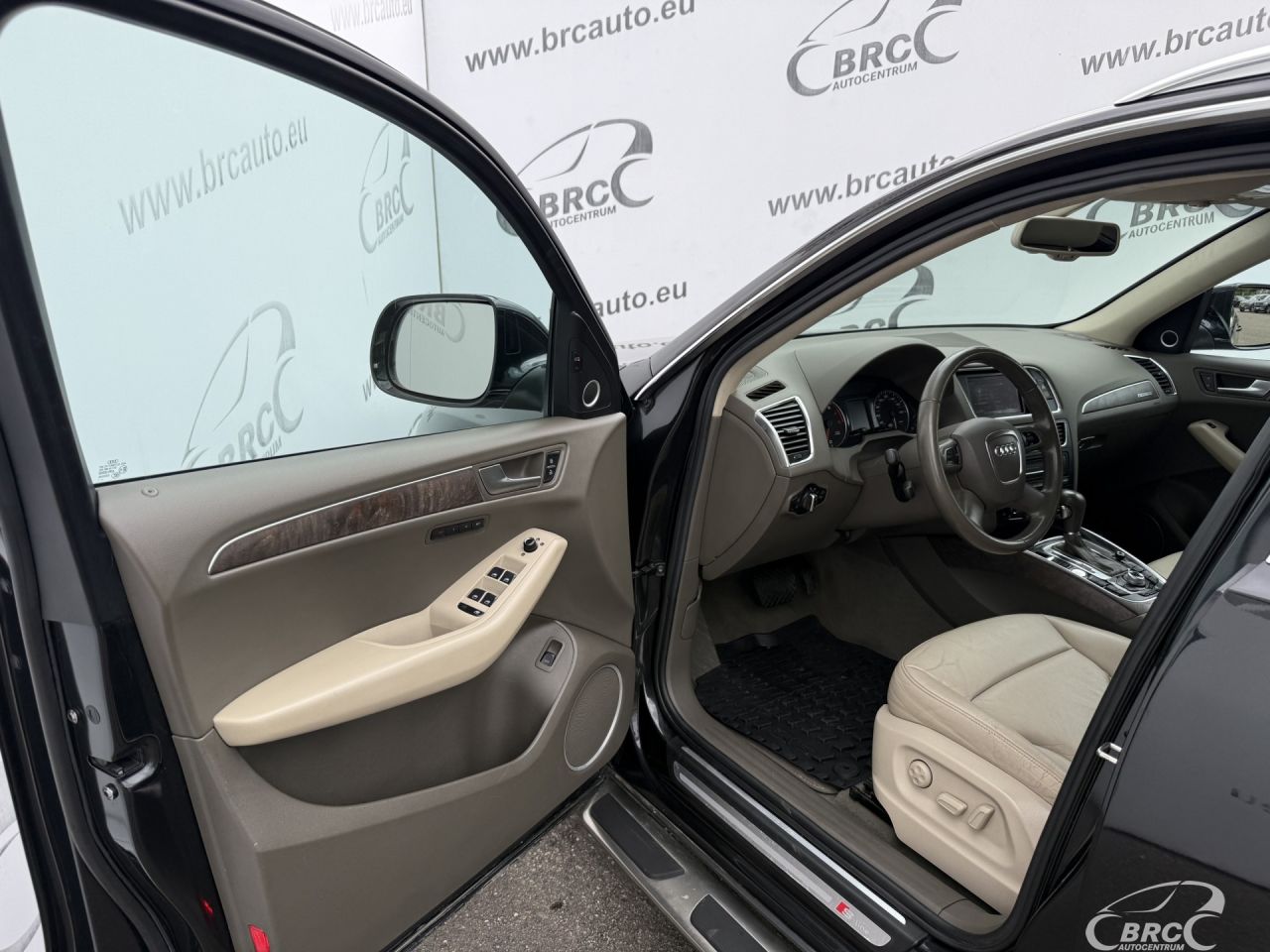 Audi Q5 | 13