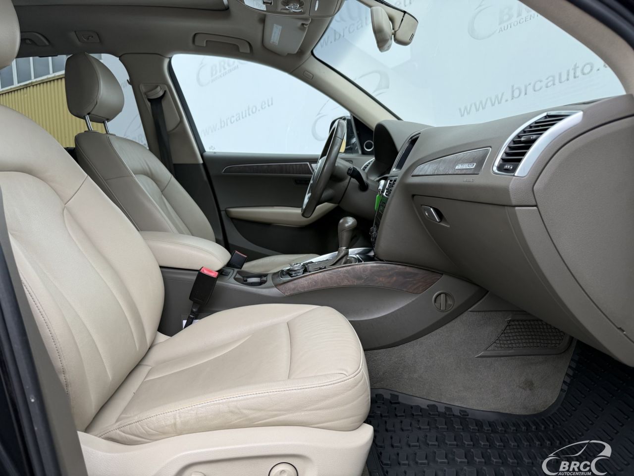 Audi Q5 | 8