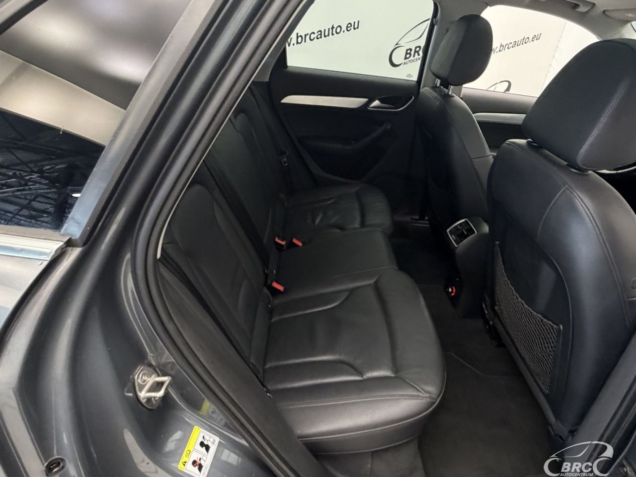Audi Q3 | 10
