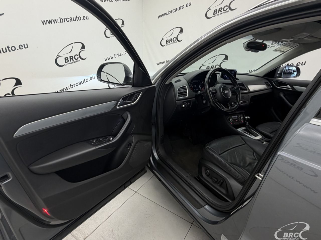 Audi Q3 | 18