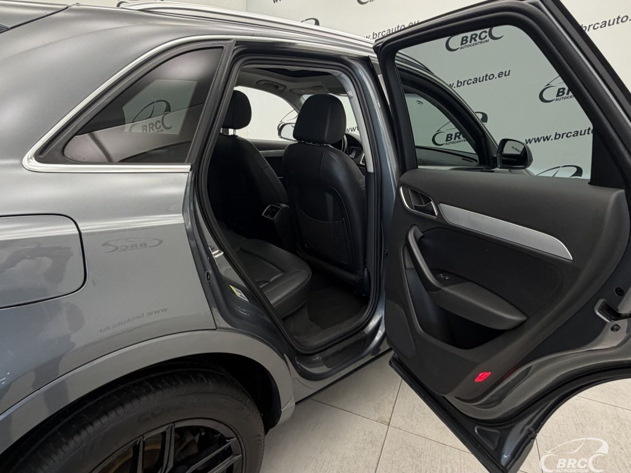 Audi Q3 | 9
