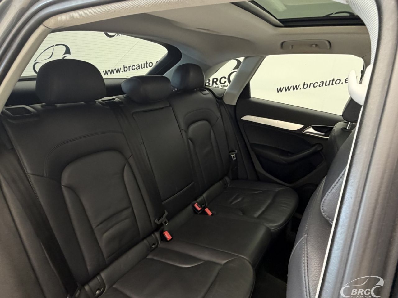 Audi Q3 | 11
