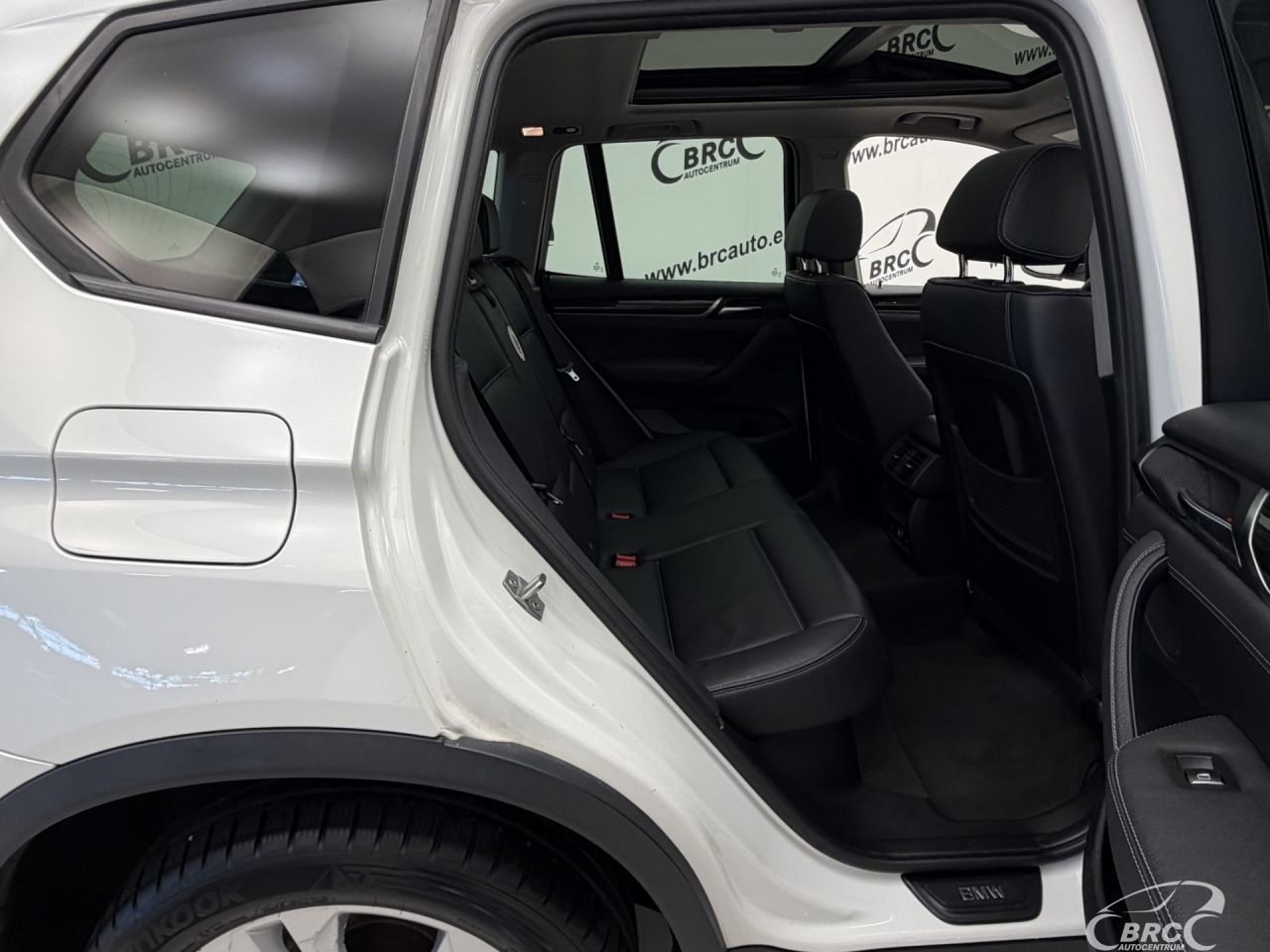 BMW X3 | 8