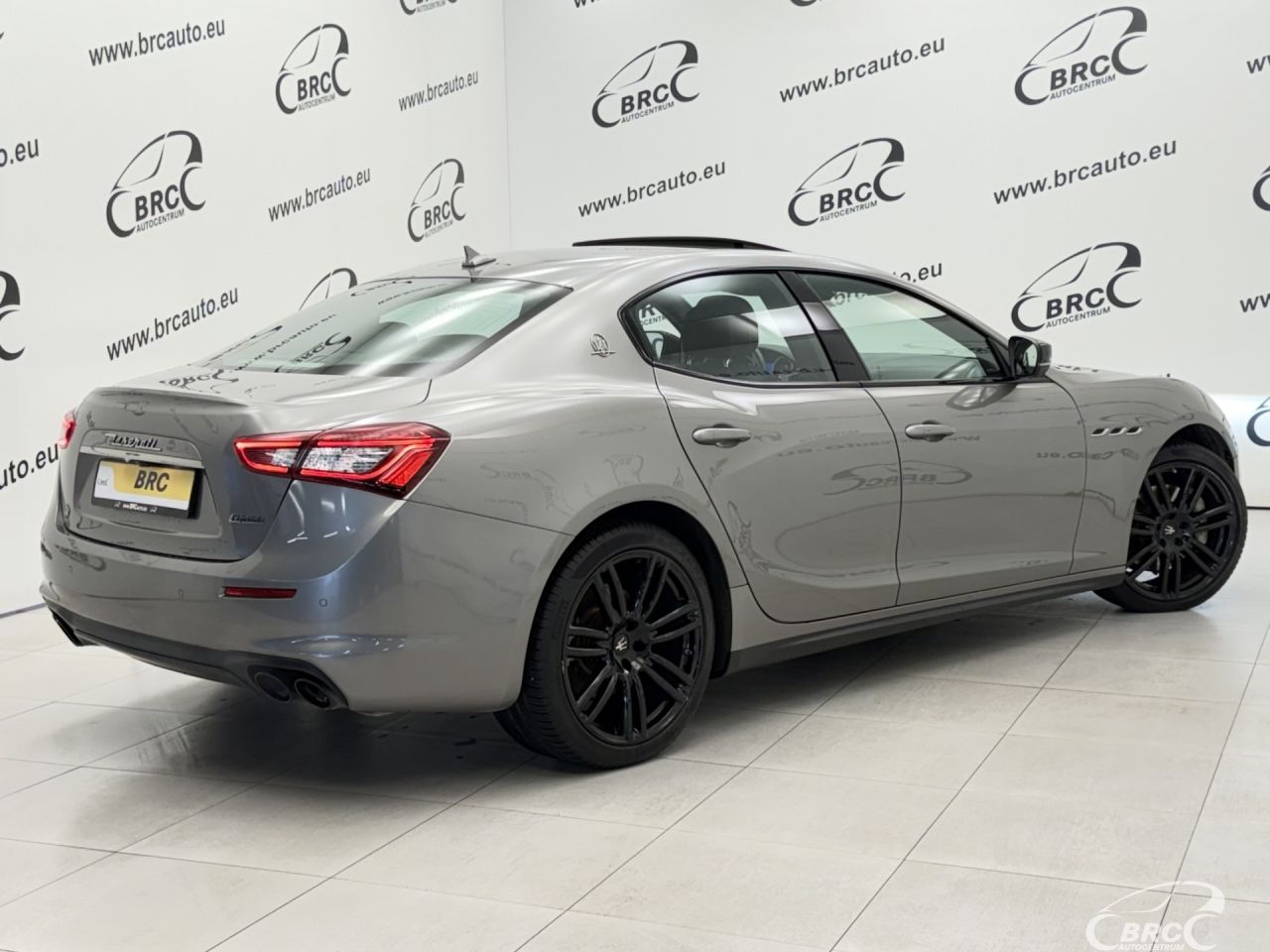 Maserati Ghibli | 1