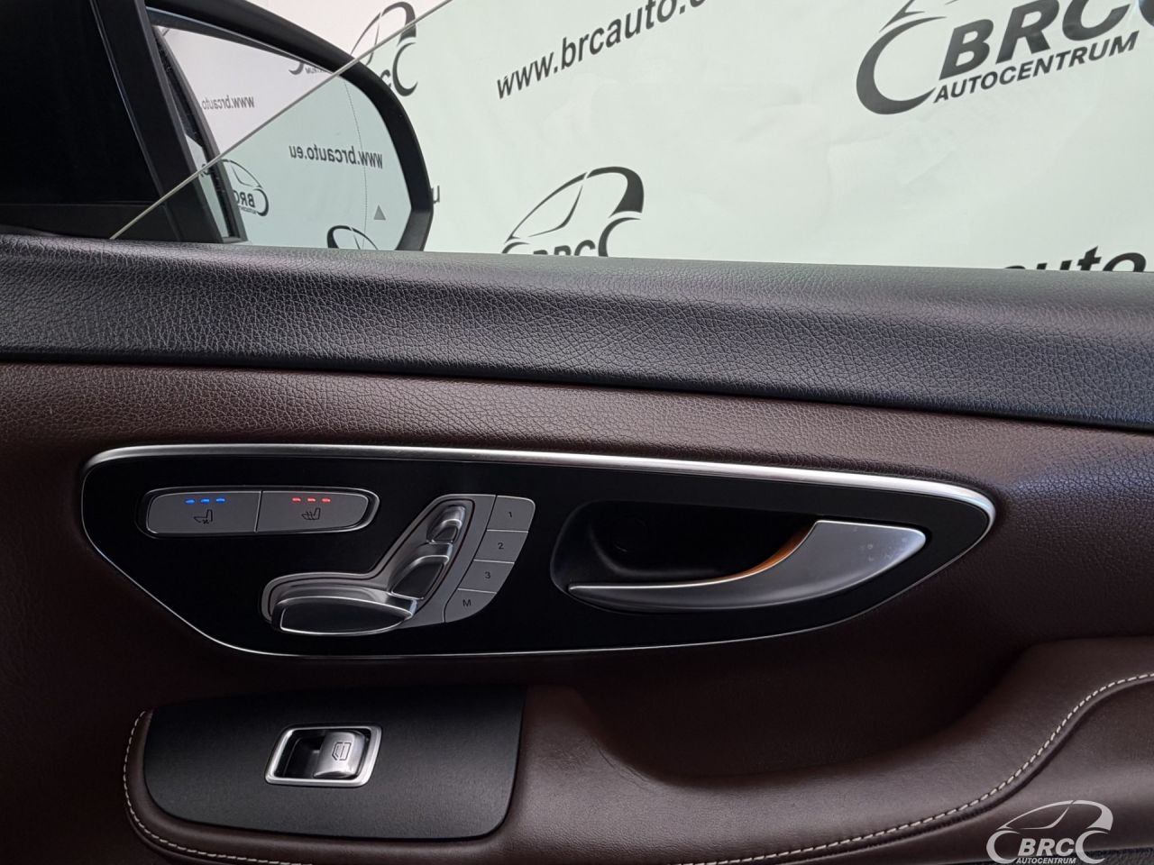 Mercedes-Benz V250 | 8