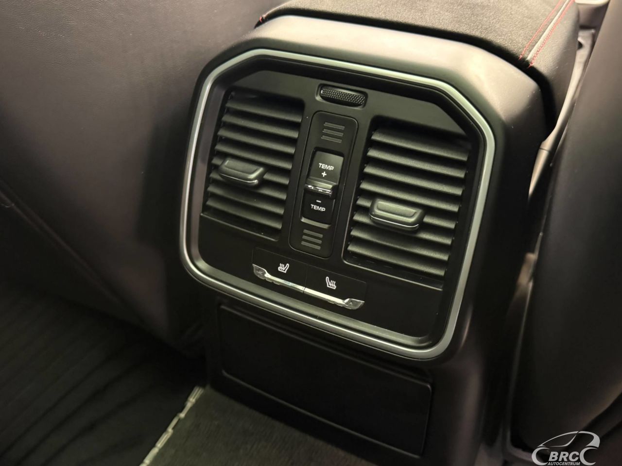 Porsche Macan | 18