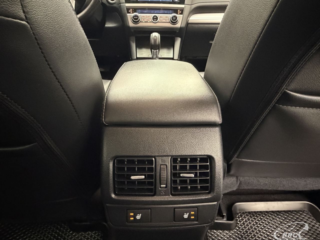 Subaru Outback | 12