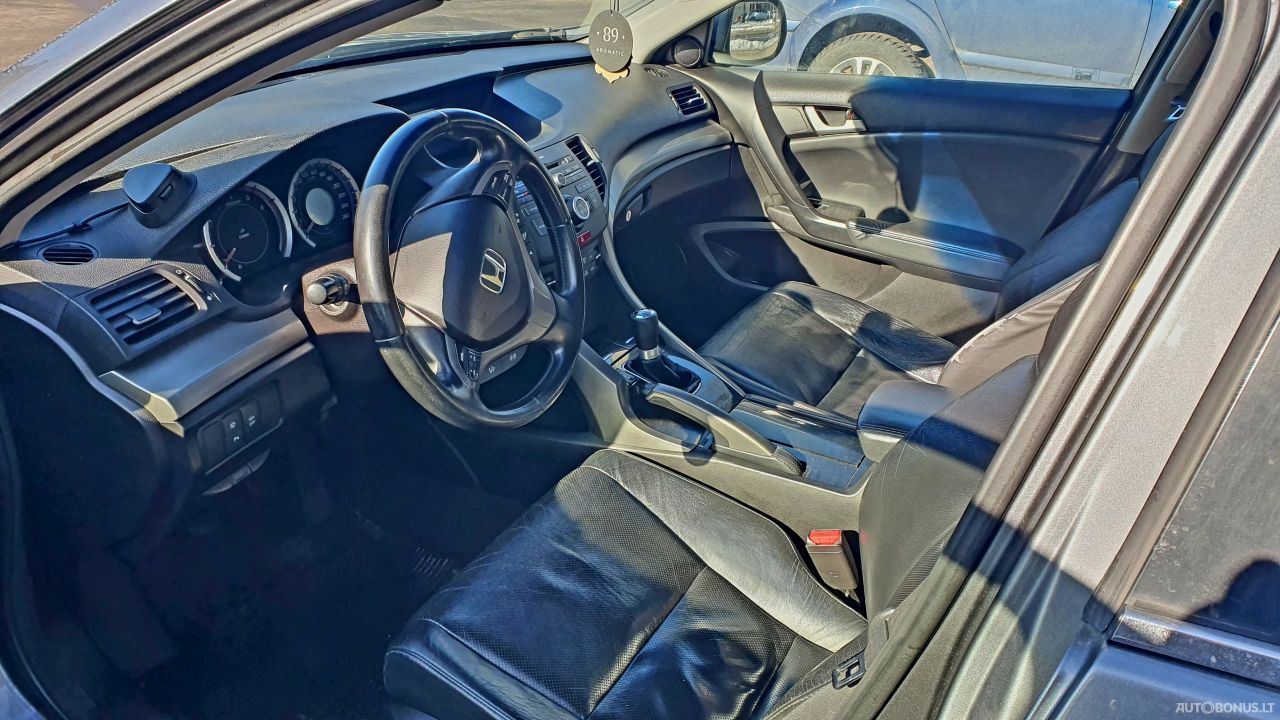 Honda Accord | 1
