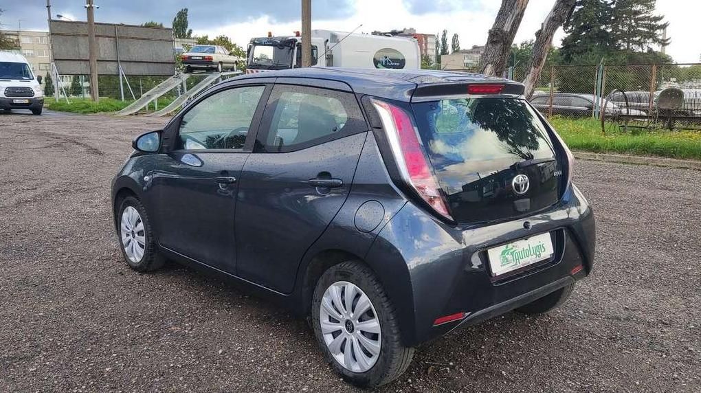 Toyota Aygo | 6