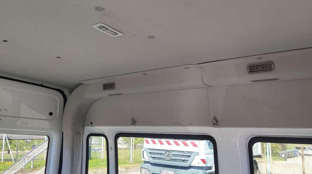 Ford Transit | 18