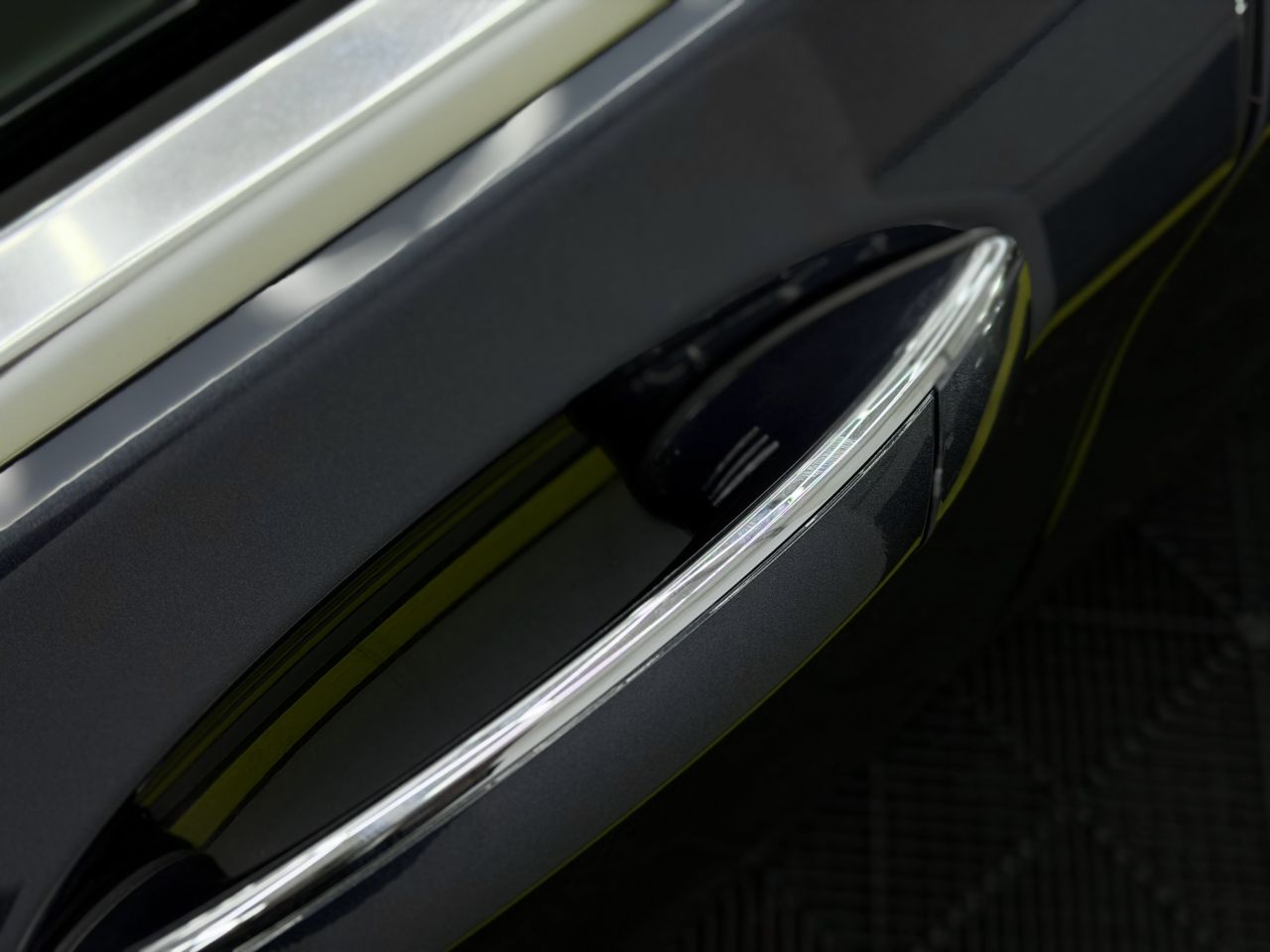 BMW 740 | 18