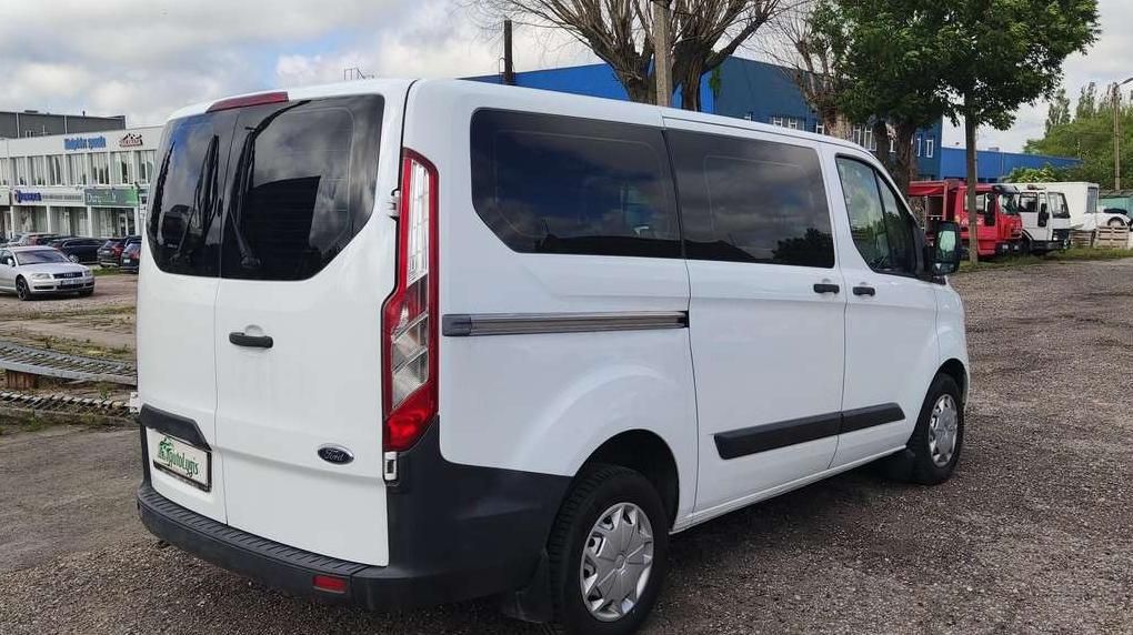 Ford Tourneo | 9
