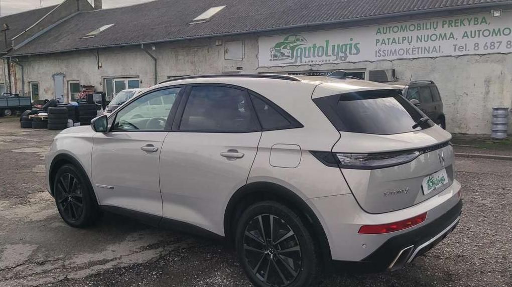 DS Automobiles DS7 | 10