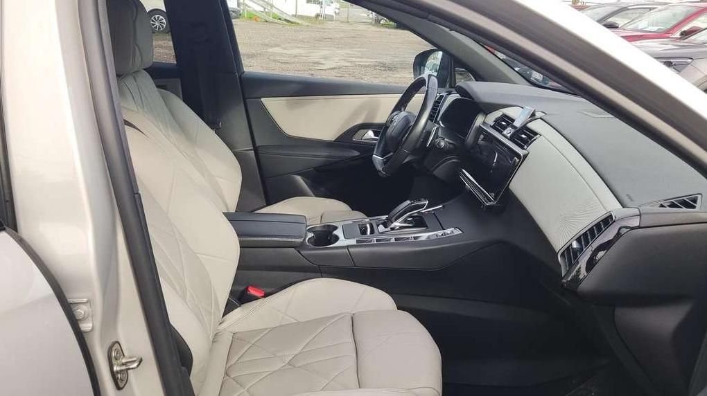 DS Automobiles DS7 | 19