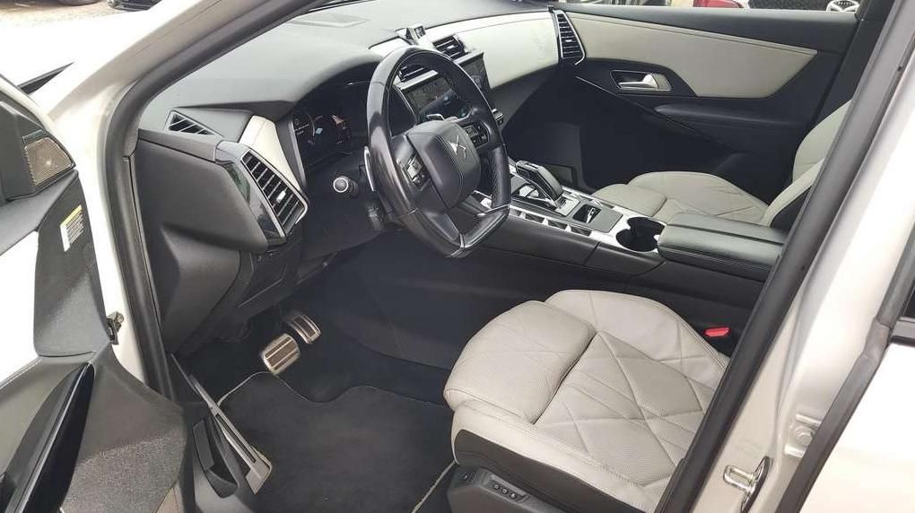 DS Automobiles DS7 | 15