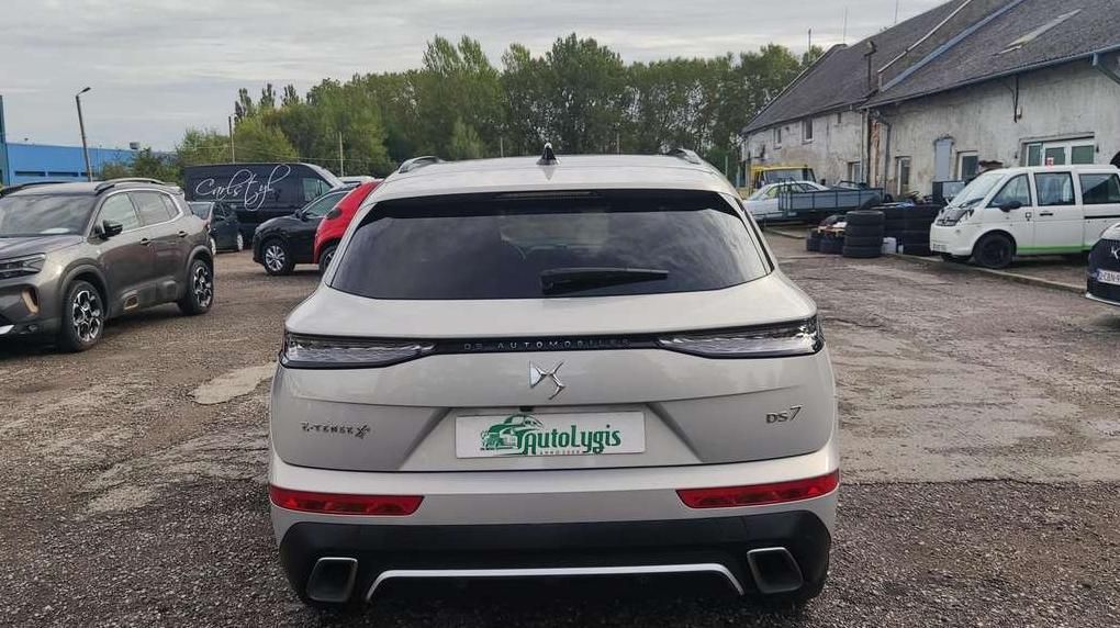 DS Automobiles DS7 | 11
