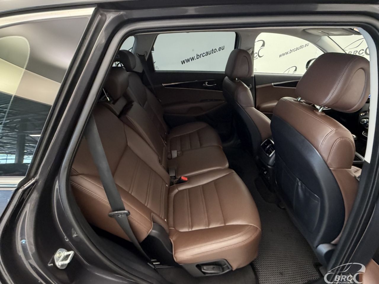 Kia Sorento | 9