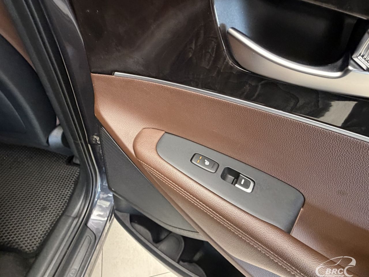 Kia Sorento | 10