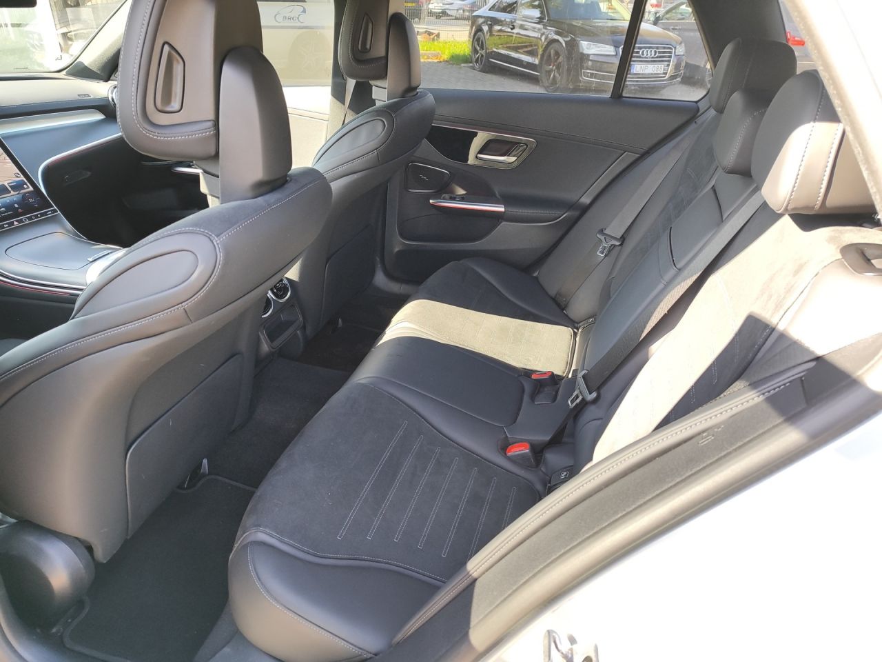 Mercedes-Benz C220 | 16