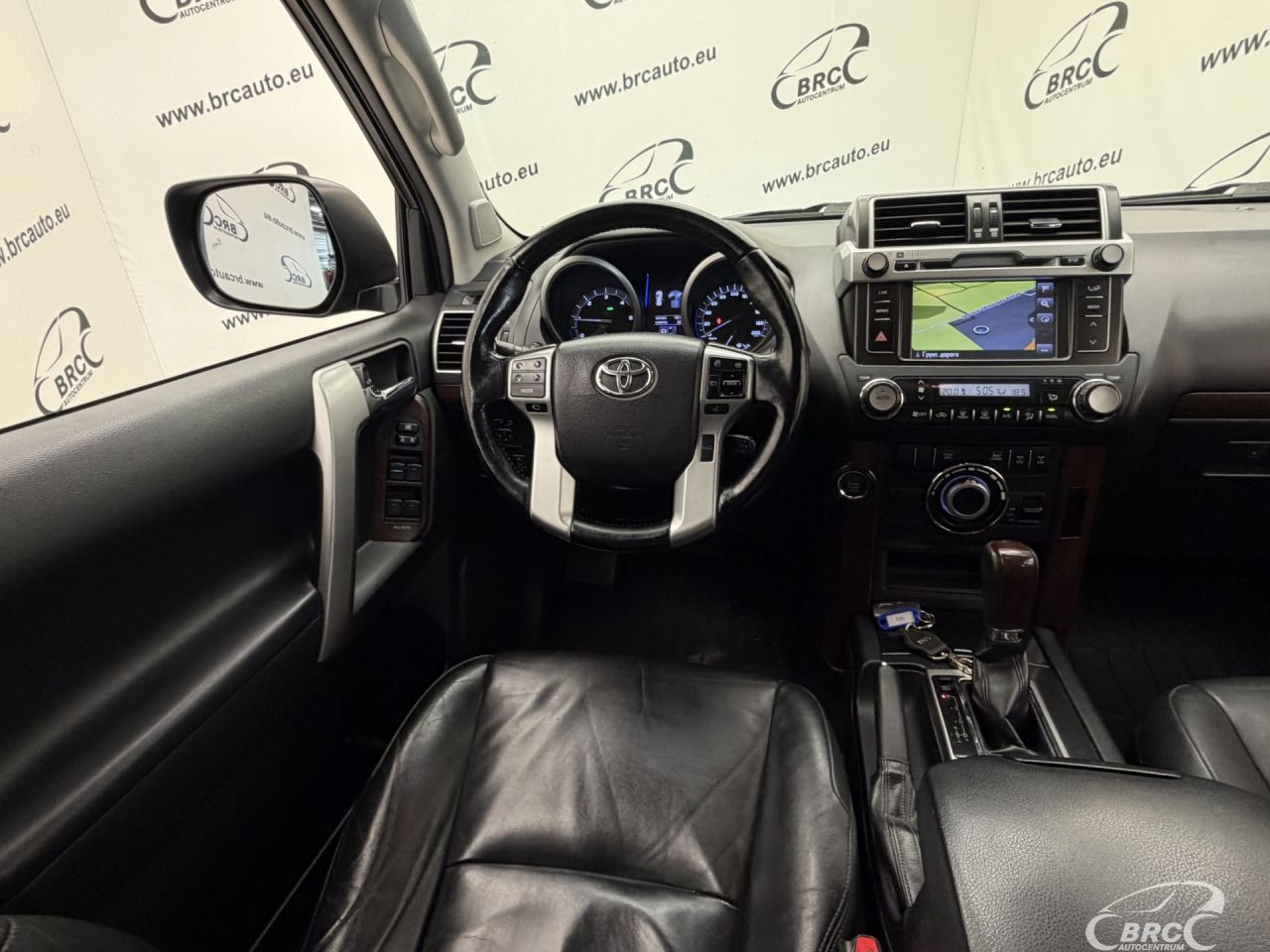 Toyota Land Cruiser | 13