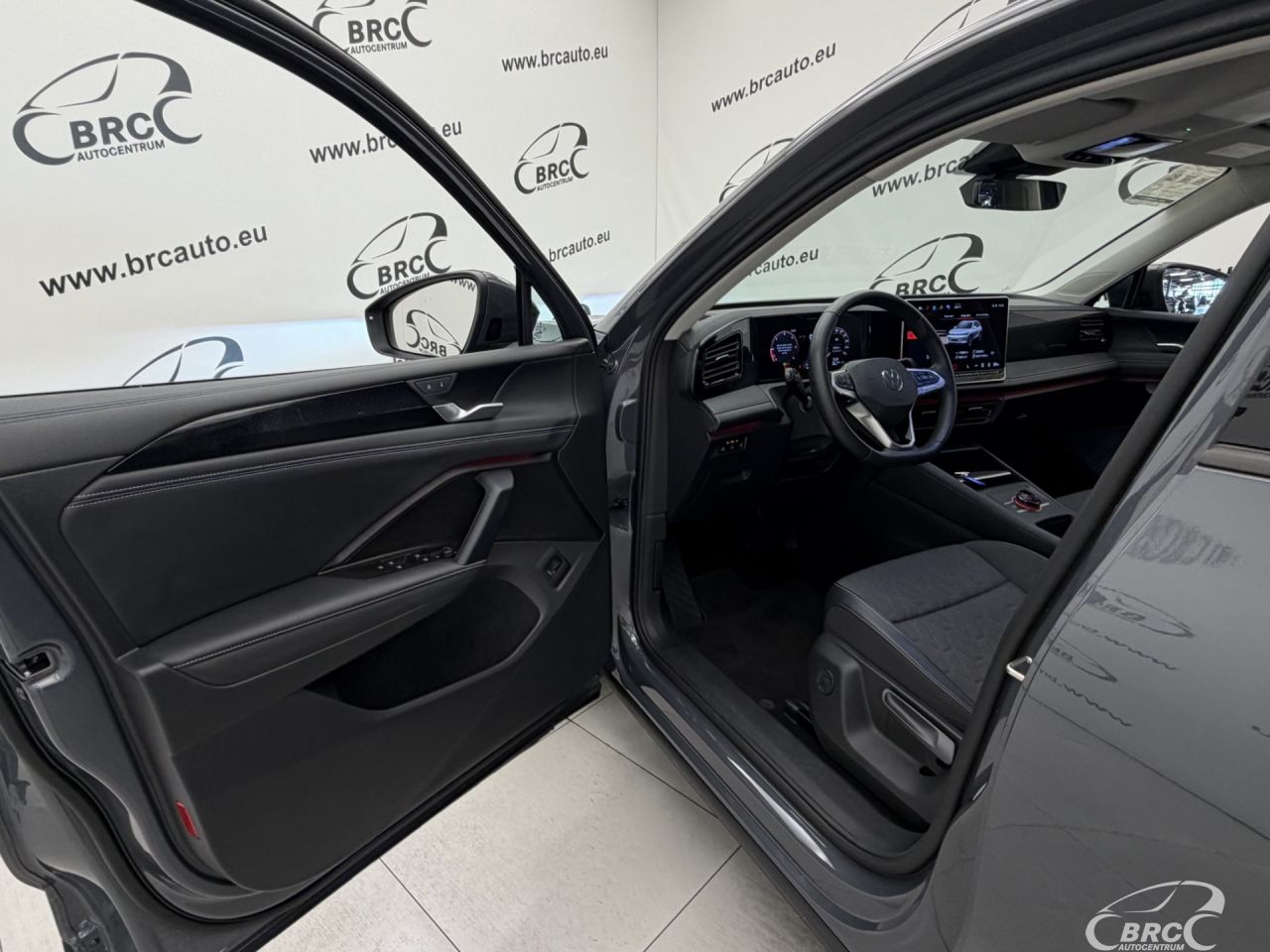 Volkswagen Tiguan | 18