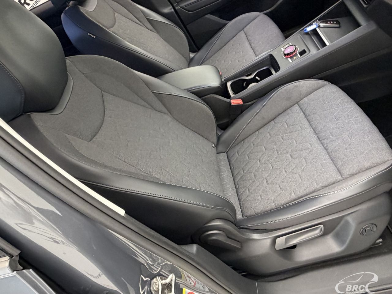 Volkswagen Tiguan | 4
